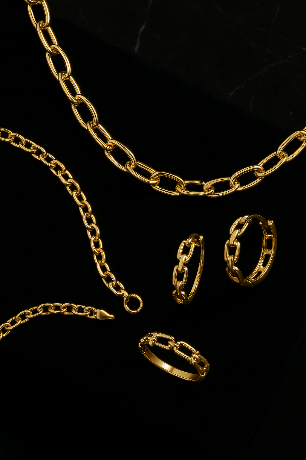 Klassisk luksus: Kjede, armbånd, ring og øreringer i 14K gull - Bjerveur.no