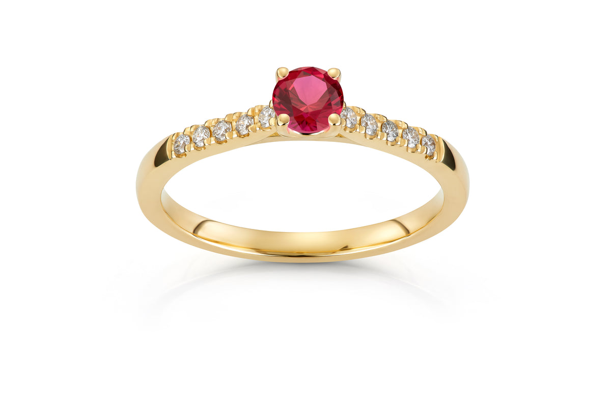 Svolder ring i 585 gull med rubin, 0,13 ct og midtsten 0,30 ct, bilde 2 av 2