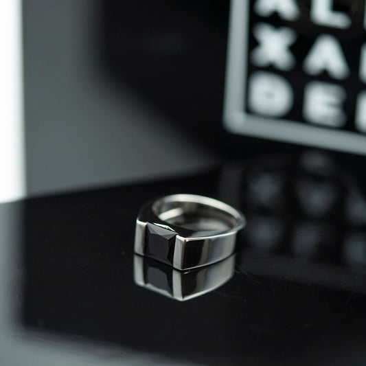 Ring i rhodinert sølv med sort zirkonia 8 mm, bilde 2 av 4