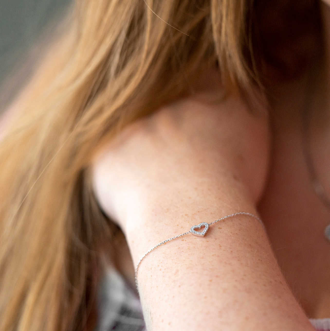 ARMBÅND I GULL MED DIAMANT 0,06 CT WSI 150218