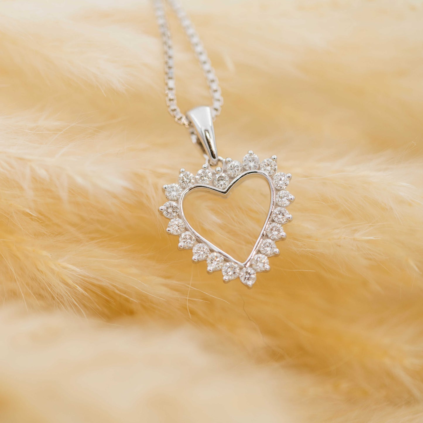 ANHENG I GULL MED DIAMANT 0,48 CT WSI 1615937-48