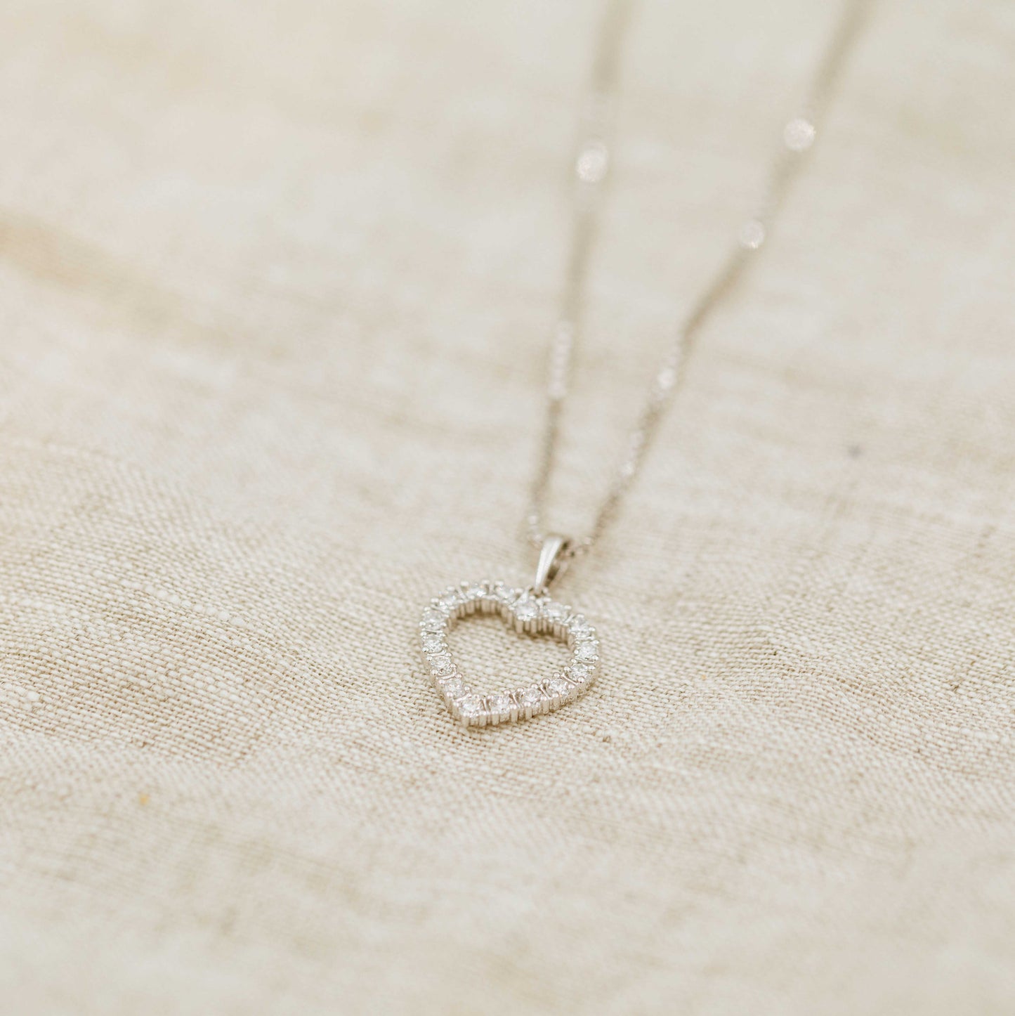 ANHENG I GULL MED DIAMANT 0,48 CT WSI 1615938-48