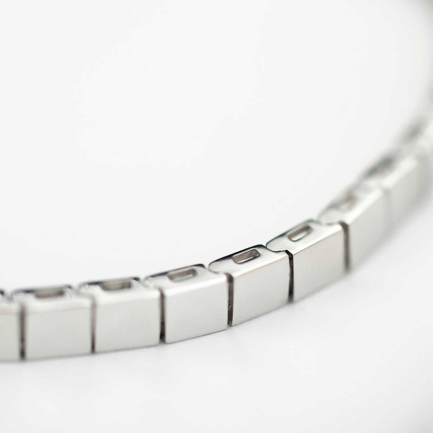 DELTA ALLIANSEARMBÅND M/DIA 0,05 CT TWSI 1810305-05