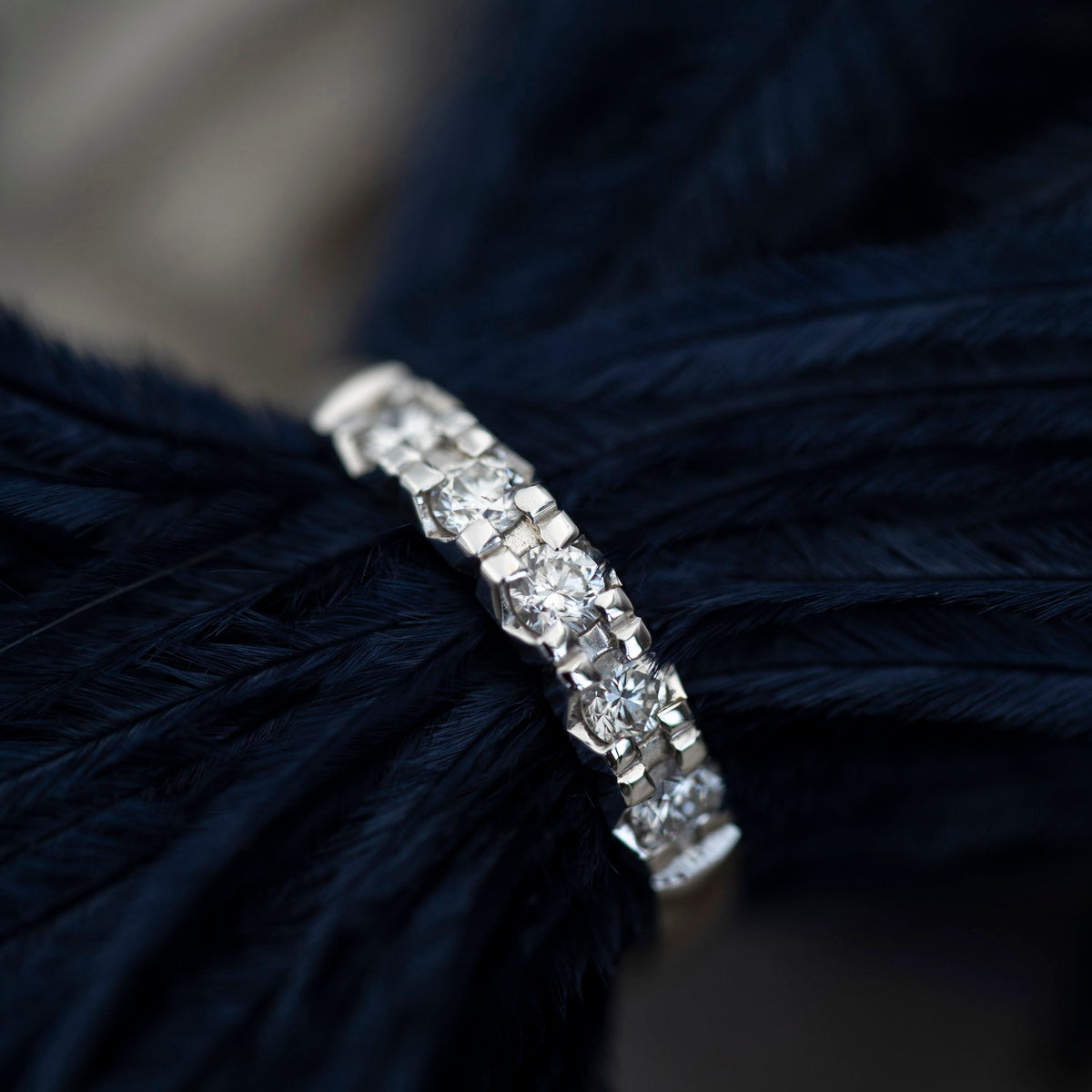 Beta ring i 14 karat hvitt gull med diamant 0,75 ct, bilde 4 av 4