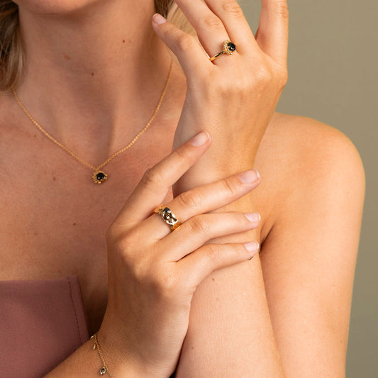 Shapes Stone ring til dame i forgylt sølv med zirkonia, justerbar, 7 mm, bilde 2 av 4