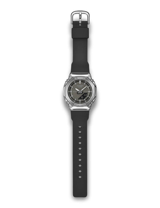 Casio G-Shock GM-S2110-1A1ER dameklokke i resin, bilde 2 av 3