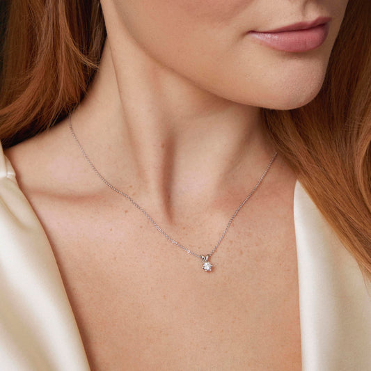 Vida anheng i 585 hvitt gull med diamant 0,30 ct, bilde 2 av 3