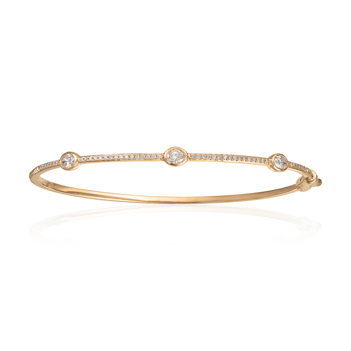 Carmen armring i 585 gult gull med diamanter 0,693 ct, 6 mm