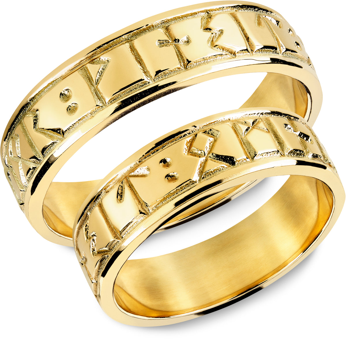 Ring i 585 gult gull med runeinskripsjon Amor Vincit Omnia 5,5 mm