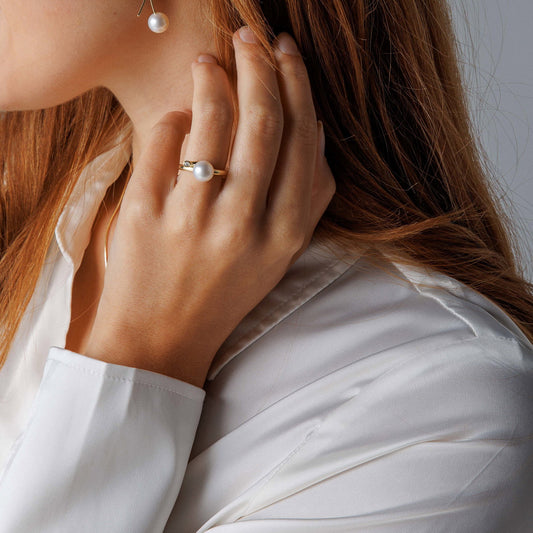 Ring i gull med diamant 0,02 ct