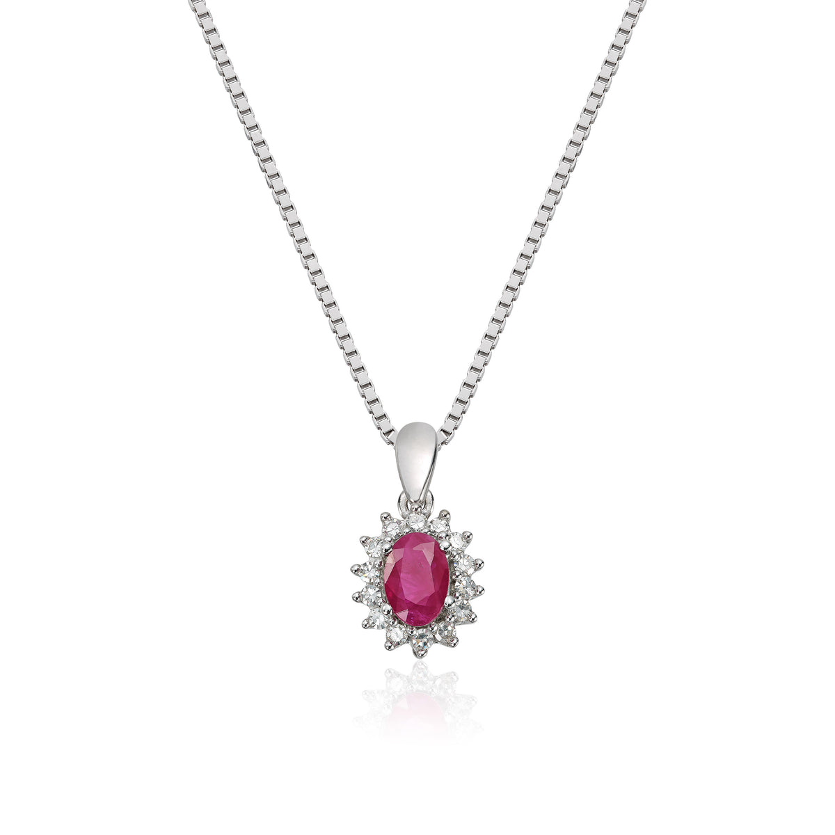 Carmen anheng i 585 hvitt gull med diamant og rubin 0,14 ct