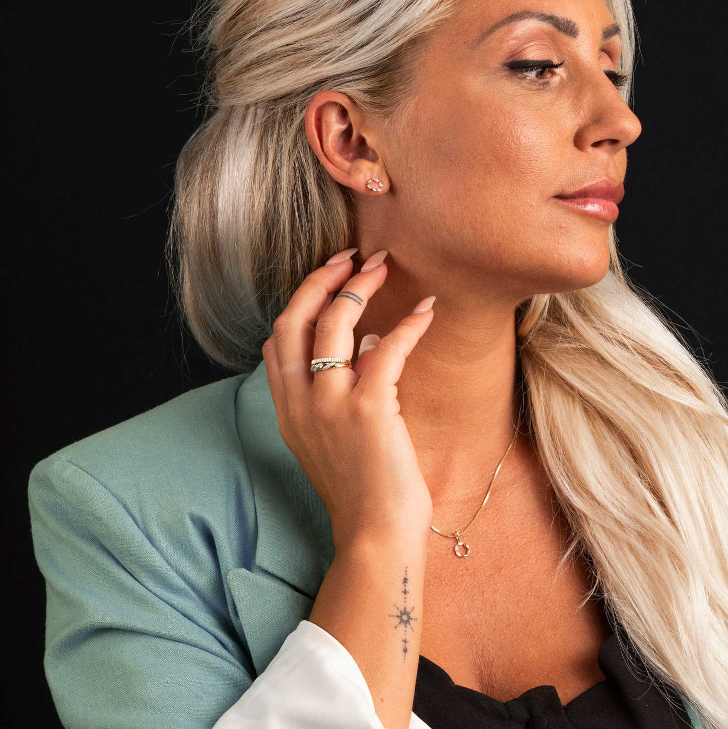 RING I GULL MED DIAMANTER 0,06 CT WP 59669