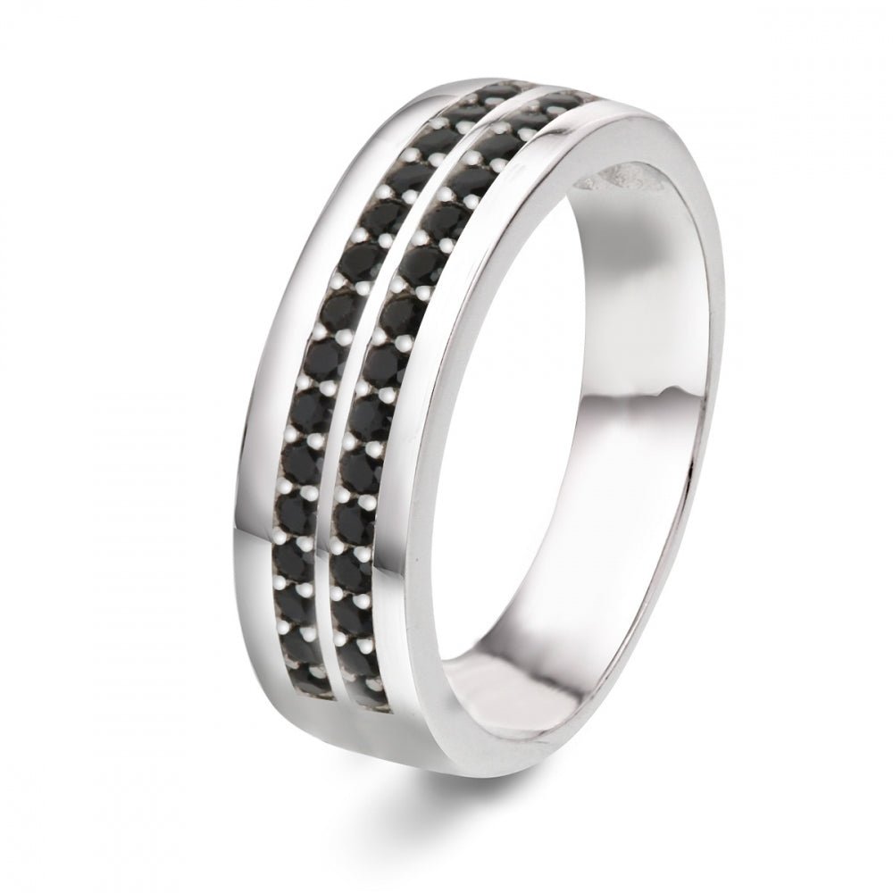 64534 - Ring i sølv med 2 rader sort cz. - Bjerveur.no64534 - Ring i sølv med 2 rader sort cz.