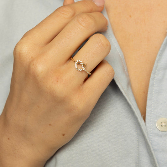 Ring i gult gull med zirkonia for dame, bilde 2 av 3