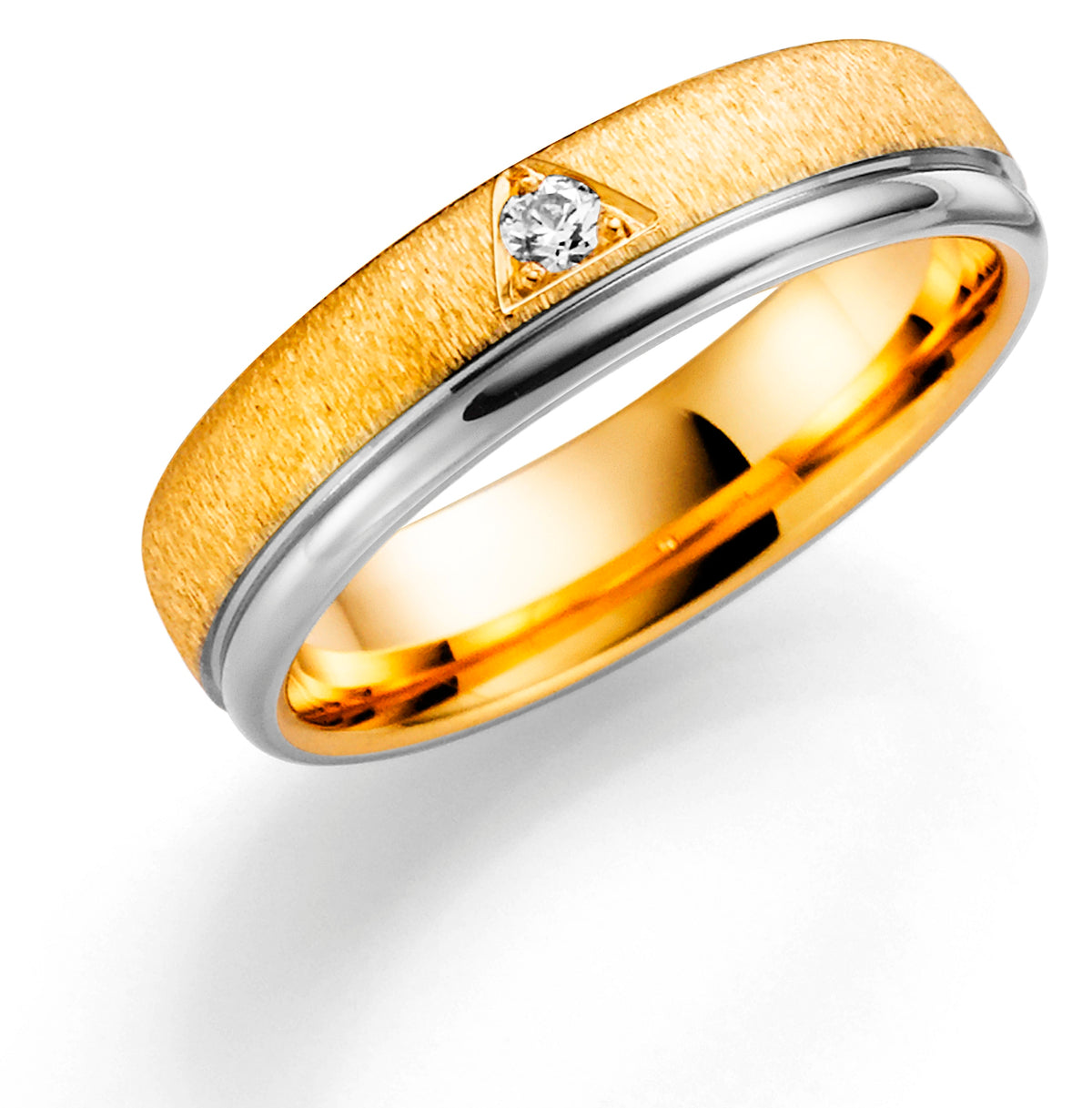 Ring i 585 gull med diamant 0,05 ct, 5 mm bred