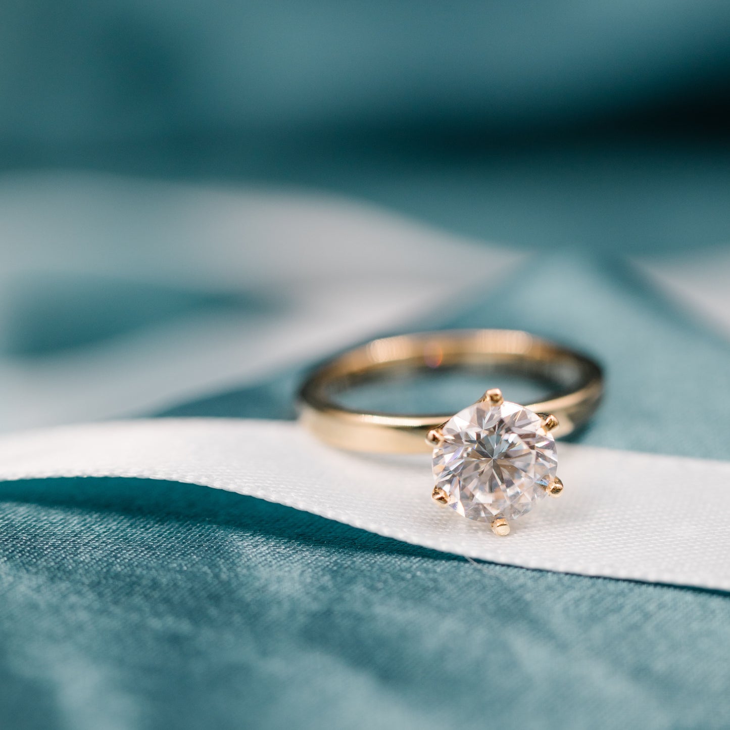 Contessa ring i gull LAB diamant 2,0 ct N240610