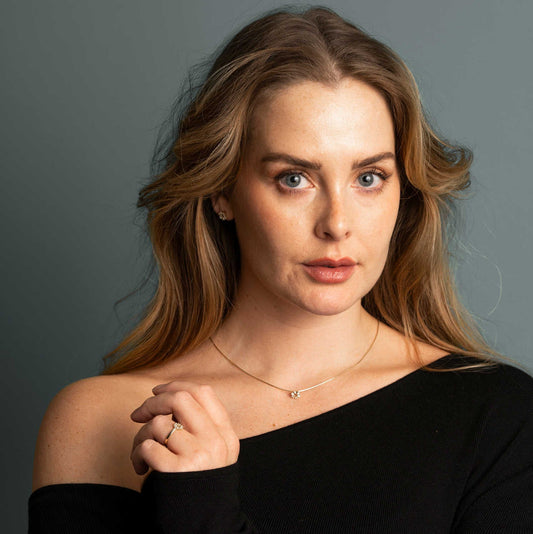 ANHENG I GULL MED DIAMANT 0,12 CT TWSI 26100011 - Bjerveur.noANHENG I GULL MED DIAMANT 0,12 CT TWSI 26100011