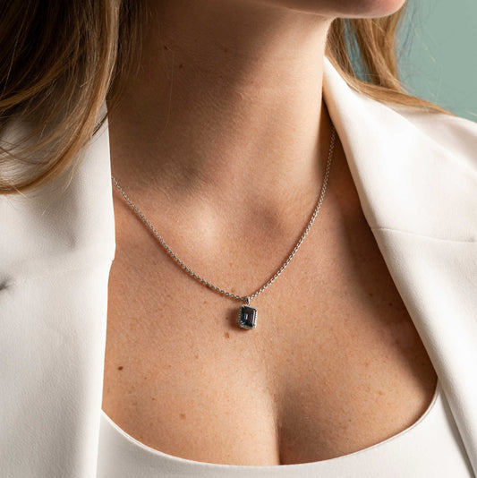 ANHENG I GULL MED DIAMANT 0,14 CT WSI 16150043 - TOP - Bjerveur.noANHENG I GULL MED DIAMANT 0,14 CT WSI 16150043 - TOP