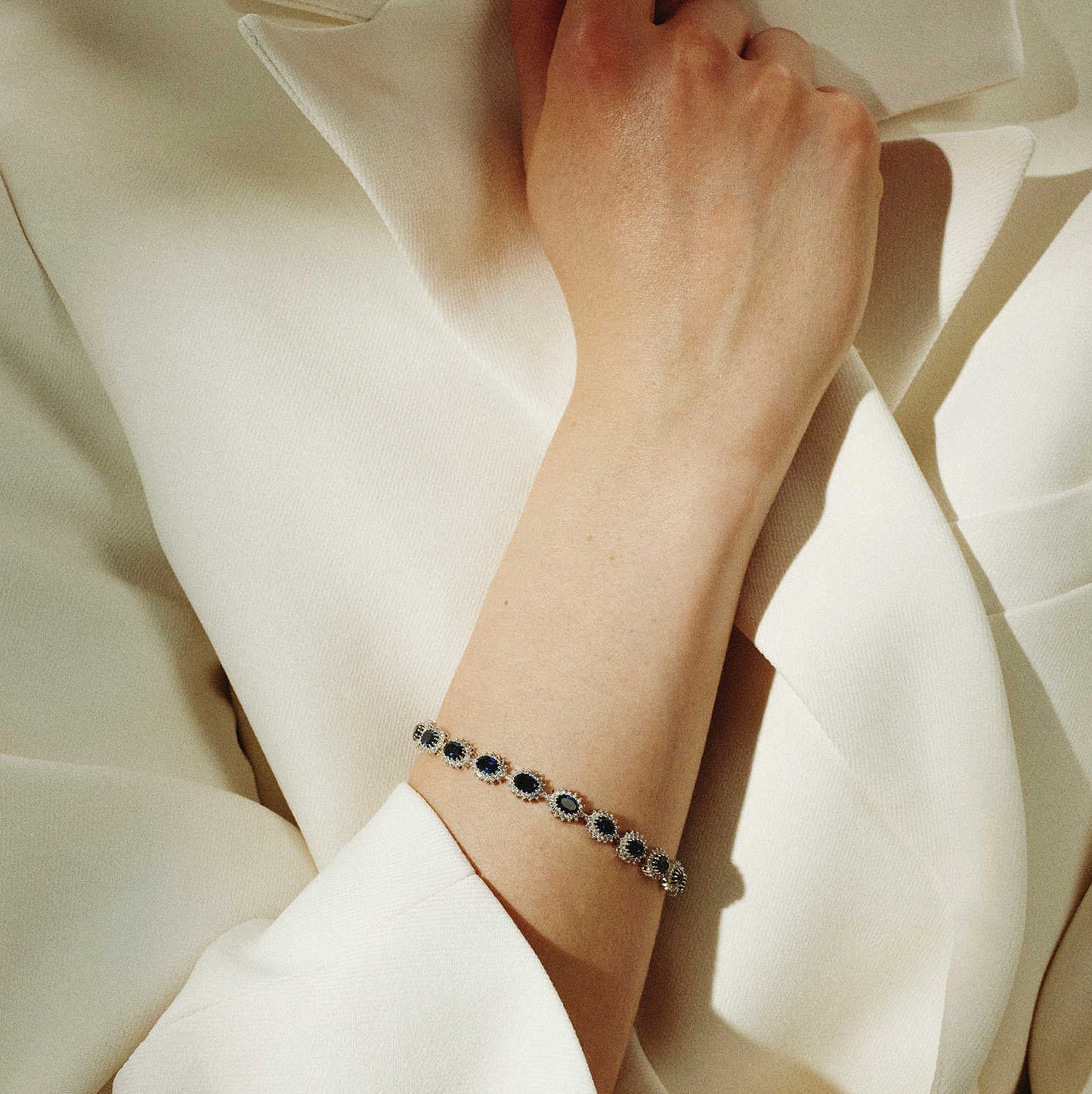 Armbånd i gull med diamant 2,5 ct WSI 18150042 - 250 - Bjerveur.noArmbånd i gull med diamant 2,5 ct WSI 18150042 - 250