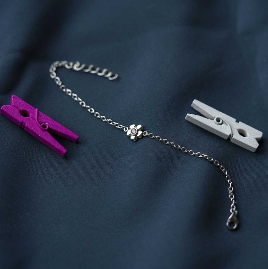 ARMBÅND I SØLV MED ZIRKONIA BLOMST 25263 - Bjerveur.noARMBÅND I SØLV MED ZIRKONIA BLOMST 25263