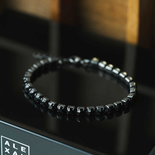 ARMBÅND I STÅL MED SORT ZIRKONIA 972557 - Bjerveur.noARMBÅND I STÅL MED SORT ZIRKONIA 972557