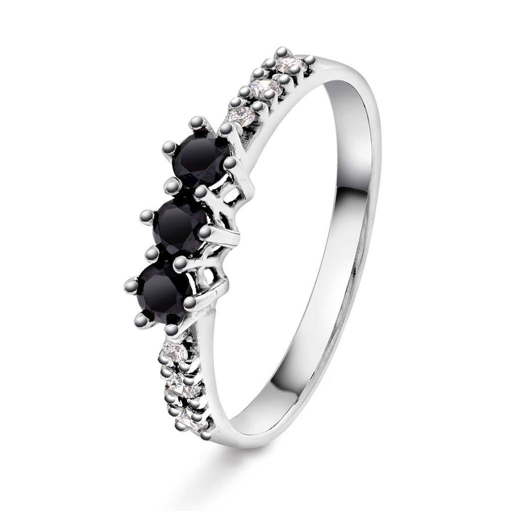 Ring i 14 karat hvitt gull med diamant og sort diamant 0,30 ct