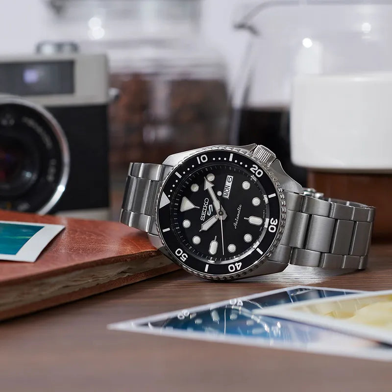 Seiko 5 Sports SRPD55 Herreklokke i Stål - Automatisk