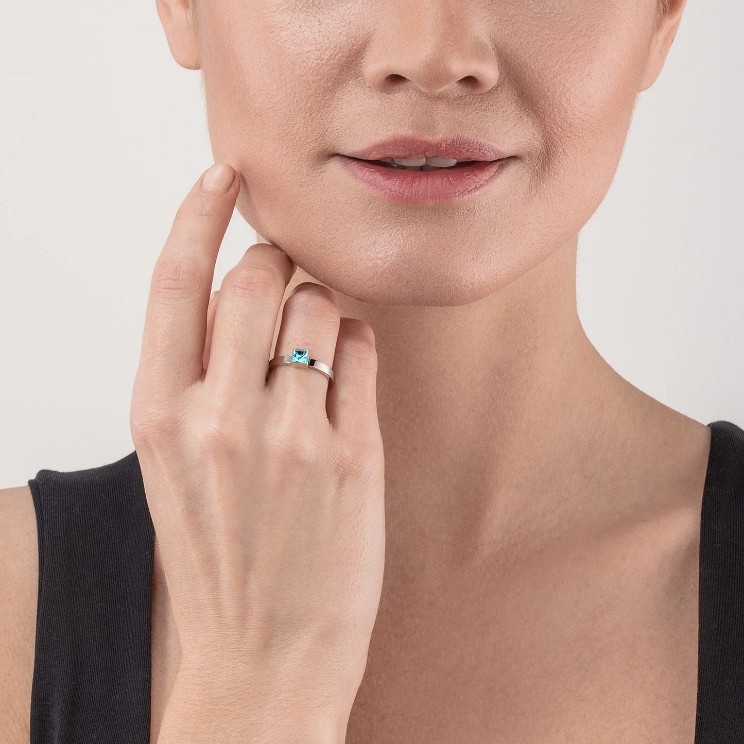 Brilliant Square liten ring sølv aqua 050140201752 - Bjerveur.noBrilliant Square liten ring sølv aqua 050140201752