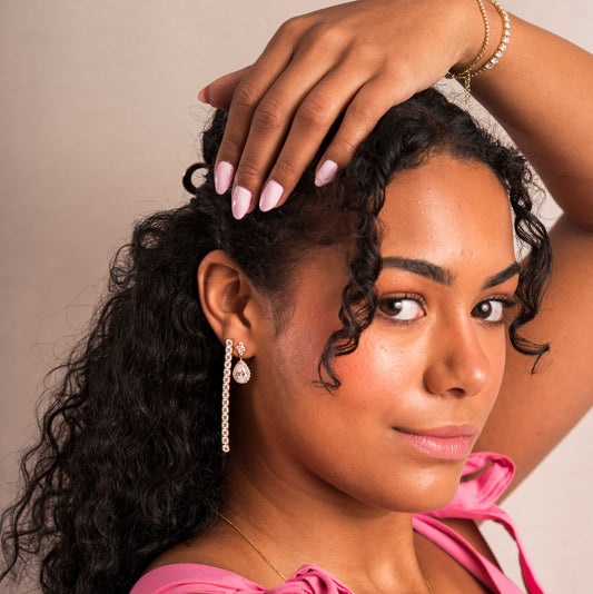 Farah øredobber i sølv med zirkonia 240360 - Bjerveur.noFarah øredobber i sølv med zirkonia 240360