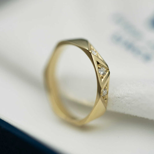 FASETTRING I GULL M/DIA 0,06 CT TWSI 22100001 - 006 - Bjerveur.noFASETTRING I GULL M/DIA 0,06 CT TWSI 22100001 - 006