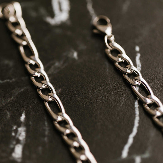 FIGARO KJEDE I STÅL 6 MM 50 CM 44367.50 - Bjerveur.noFIGARO KJEDE I STÅL 6 MM 50 CM 44367.50