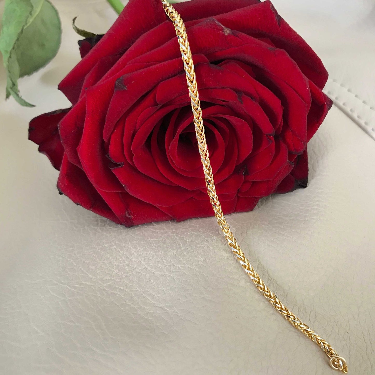 Hvete armbånd i gull 55888 - Bjerveur.noHvete armbånd i gull 55888