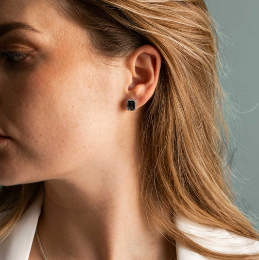 ØREDOBBER I GULL MED DIAMANT 0,18 CT WSI 14150043 - TOP - Bjerveur.noØREDOBBER I GULL MED DIAMANT 0,18 CT WSI 14150043 - TOP