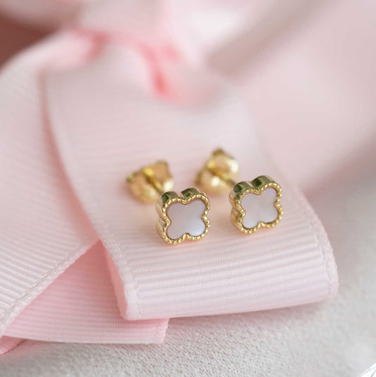 Øredobber i sølv perlemor kløver 25387 - Bjerveur.noØredobber i sølv perlemor kløver 25387