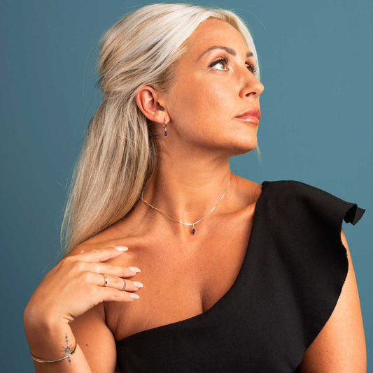 ØRERINGER I GULL MED BLÅ ZIRKONIA 59656 - Bjerveur.noØRERINGER I GULL MED BLÅ ZIRKONIA 59656