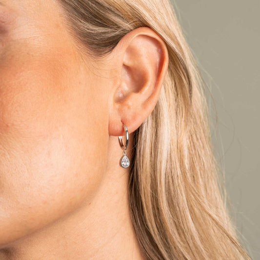 ØRERINGER I SØLV MED ZIRKONIA DRÅPE 991914 - Bjerveur.noØRERINGER I SØLV MED ZIRKONIA DRÅPE 991914