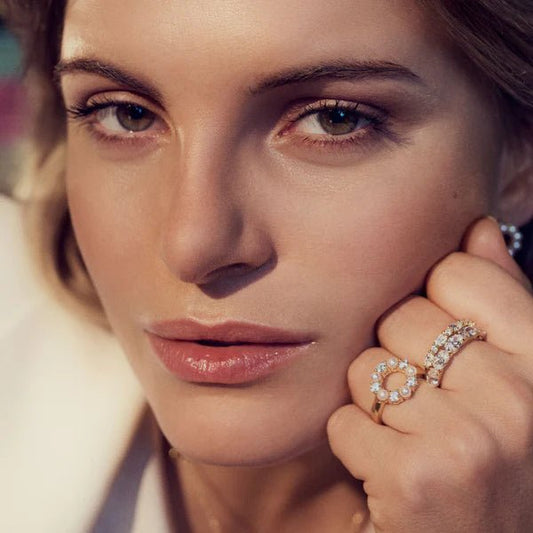 Ring Ellera Ovale SKU: SJ - R2416 - CZ - YG - 50 - Bjerveur.noRing Ellera Ovale SKU: SJ - R2416 - CZ - YG - 50