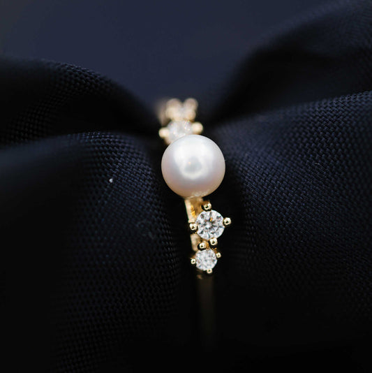 RING I GULL FERSKVANNSPERLE OG ZIRKONIA 59337 - Bjerveur.noRING I GULL FERSKVANNSPERLE OG ZIRKONIA 59337