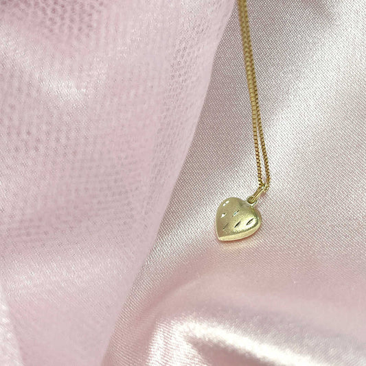 SMYKKE I GULL HJERTE 20835 - Bjerveur.noSMYKKE I GULL HJERTE 20835