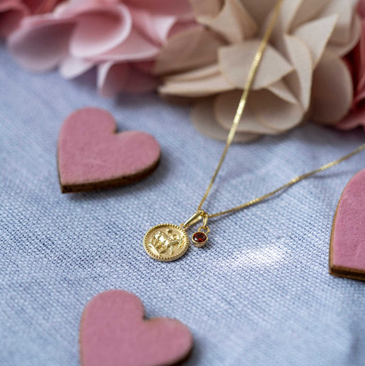 SMYKKE I GULL MED ZIRKONIA STEINBUKKEN 25185 - Bjerveur.noSMYKKE I GULL MED ZIRKONIA STEINBUKKEN 25185