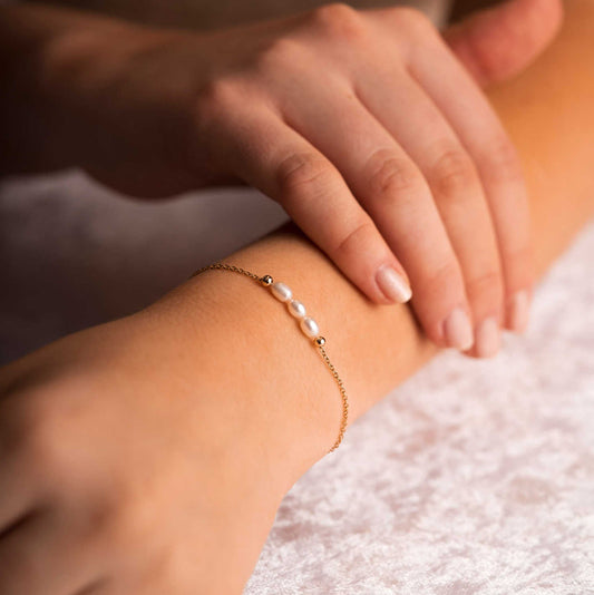 Torino armbånd i sølv med tre perler 992134 - Bjerveur.noTorino armbånd i sølv med tre perler 992134