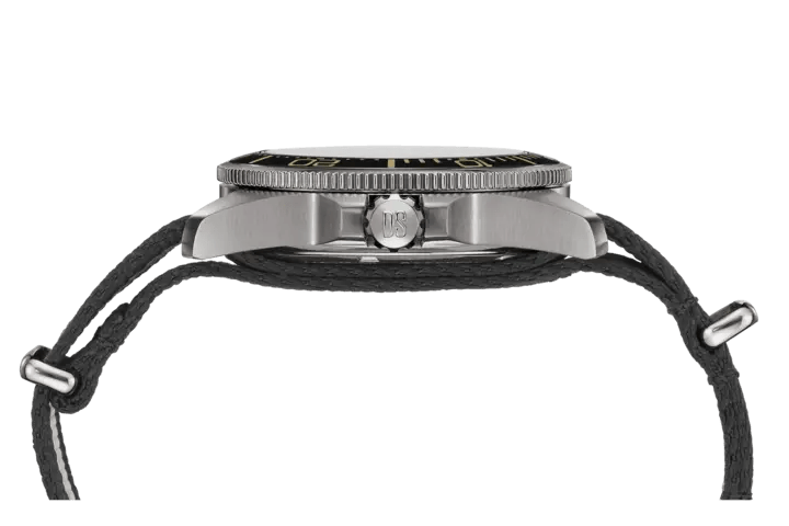 DS ACTION DIVER Reference: C032.607.48.051.00 - Bjerveur.noDS ACTION DIVER Reference: C032.607.48.051.00