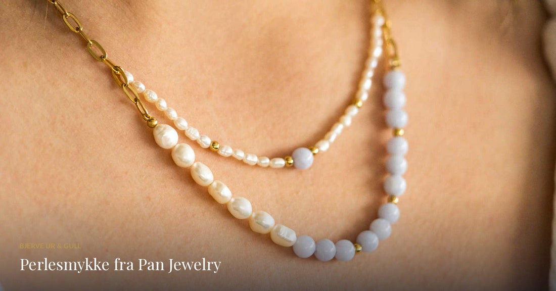 Perlesmykke fra Pan Jewelry på halsen - livsstilsbilde, Bjerve Ur & Gull