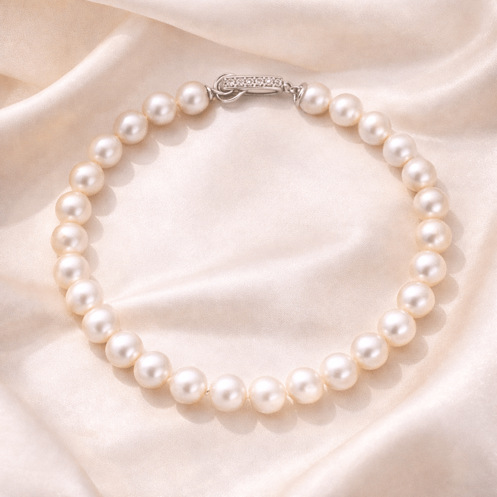 Armbånd med ferskvannsperler 5,5–6 mm – klassisk perlesmykke med elegante detaljer - Bjerveur.no