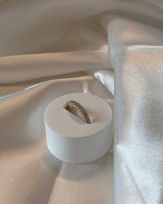 Glitrende hverdag – diamantring i gult gull med 0,25ct WSI - Bjerveur.no