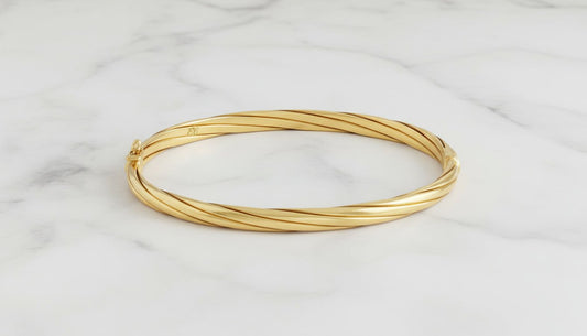 Tidløs armring i 14 karat gull - klassisk eleganse som varer - Bjerveur.no