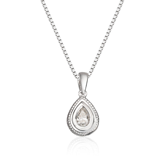 Carmen anheng i 585 hvitt gull med diamant, 8,6 x 12,7 mm