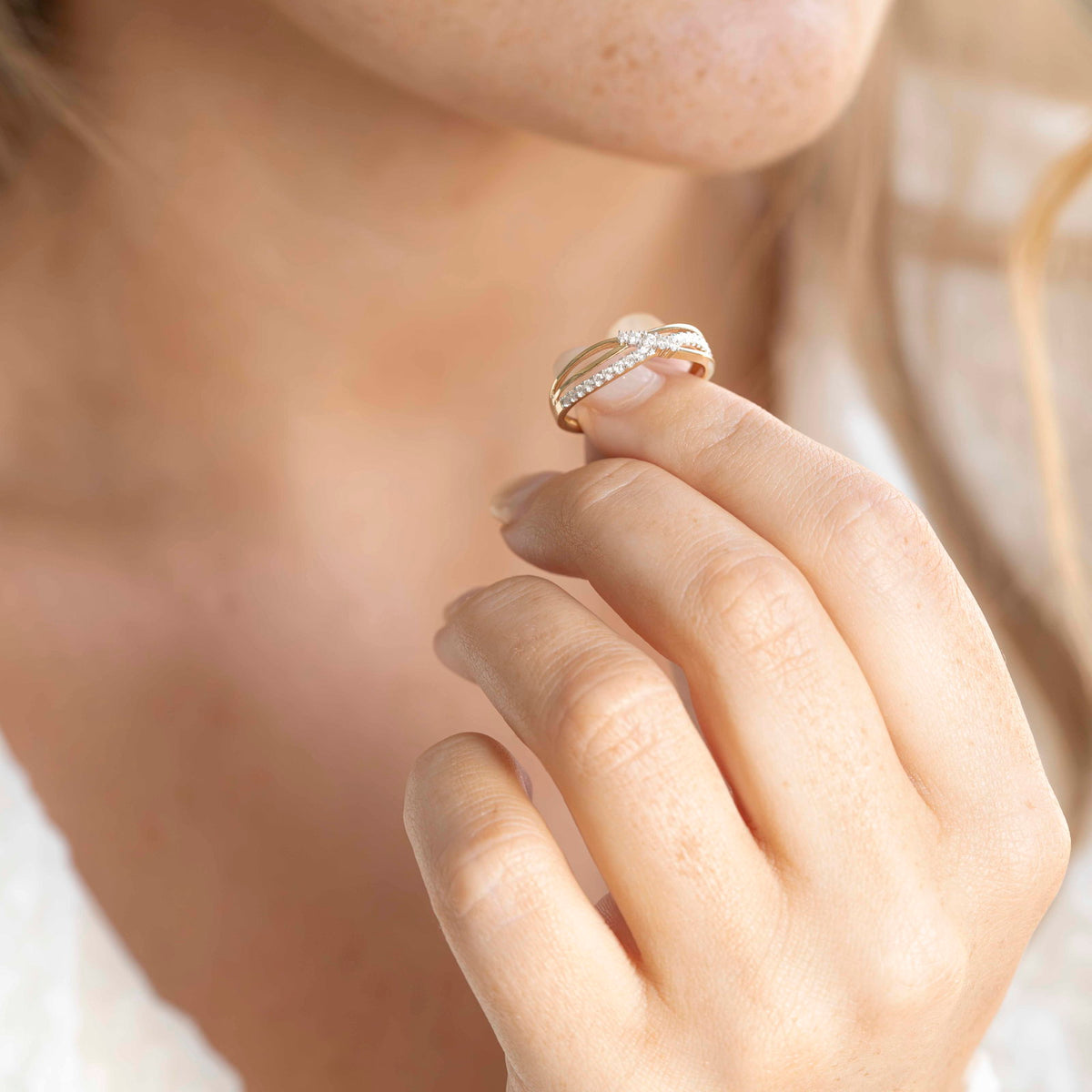 Ring i 14 karat gult gull med diamant 0,21 ct, bilde 2 av 2