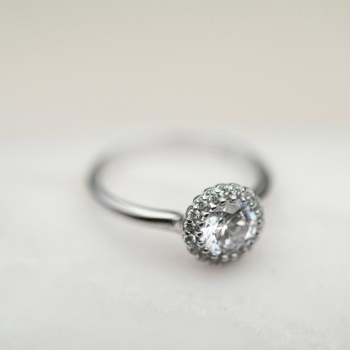 Ring i 925 sølv med zirkonia, bredde 9 mm, bilde 4 av 8