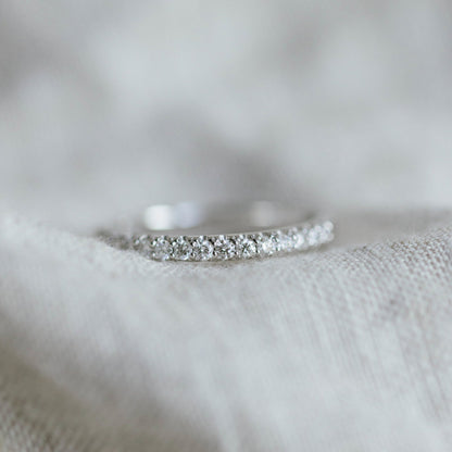 Ring i hvitt gull med diamant, bredde 2,3 mm, bilde 4 av 4
